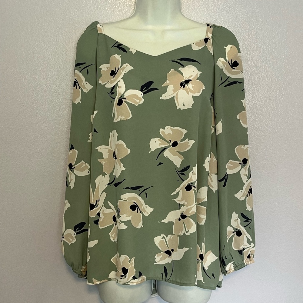 Ann Taylor Factory sage green floral blouse - size large